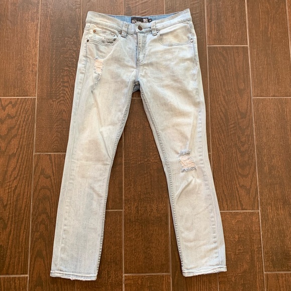 RSQ Jeans Seattle Crop Tapered Light Wash 27.25” - Picture 1 of 7